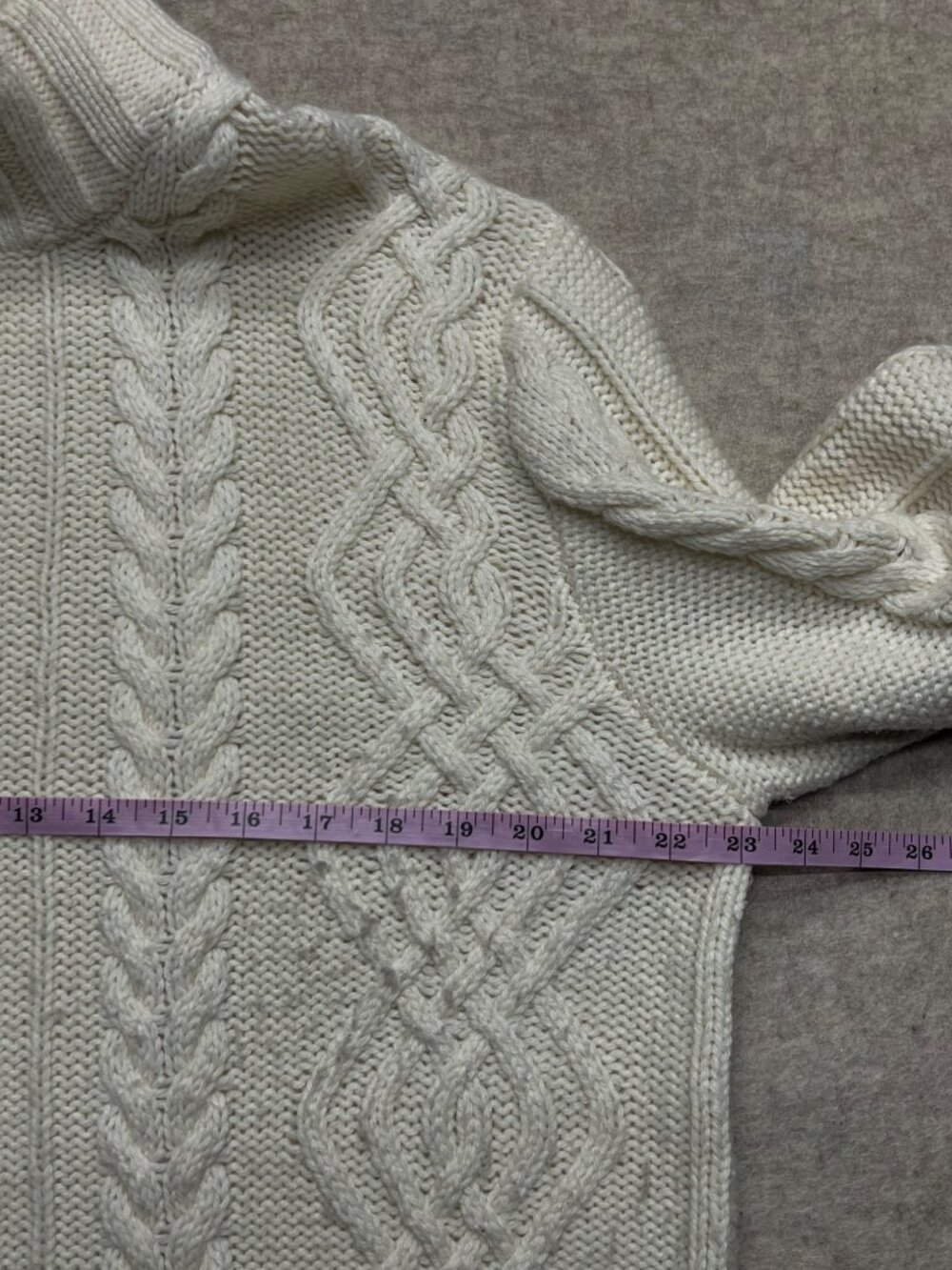 Old Navy Wool Blend Cable Knit Long Sleeve Fisherman Pullover Sweater XL Vintage - Picture 9 of 10